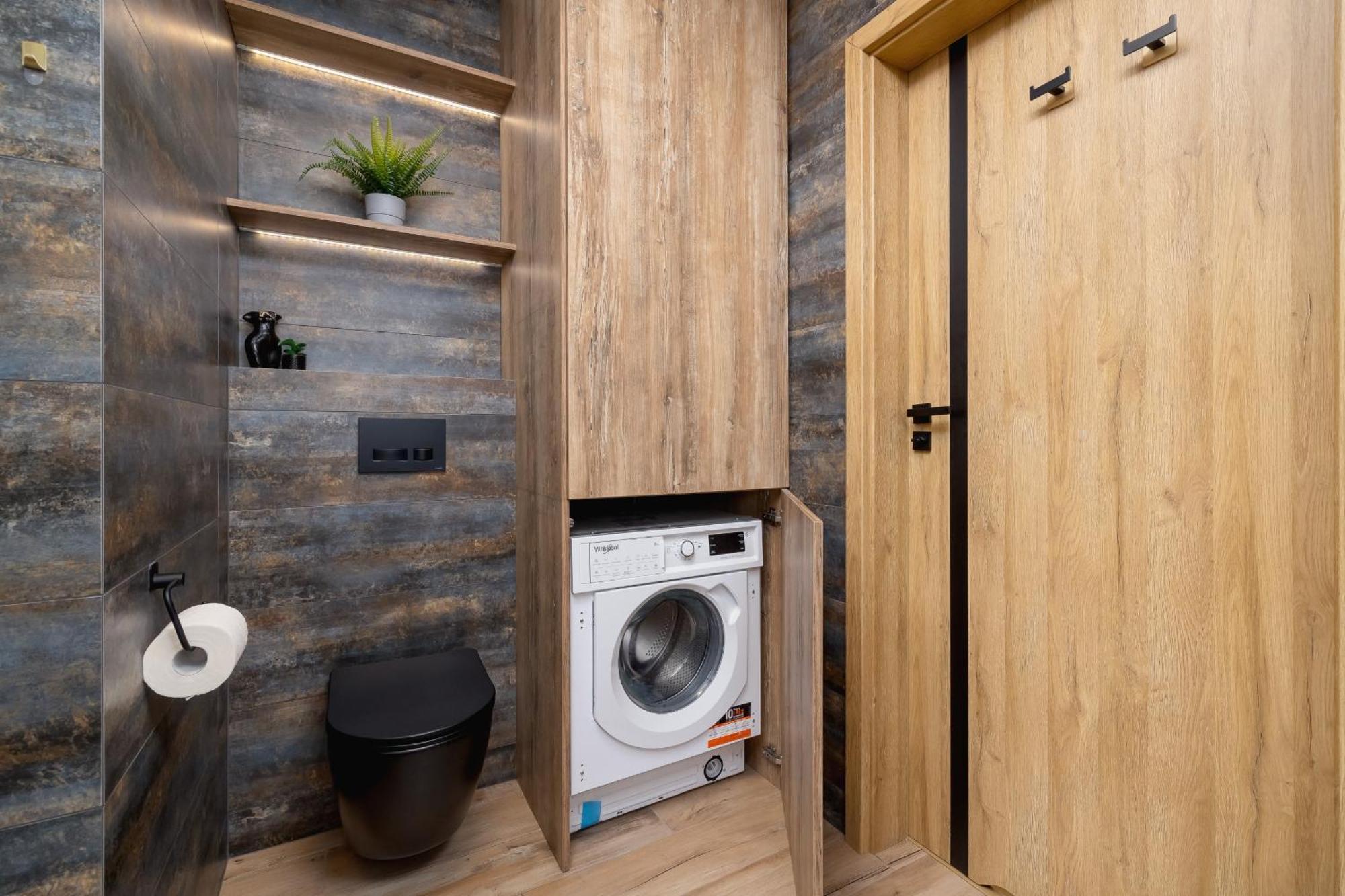 Exclusive Apartment In Katowice With Balcony, Parking, Gym And Sauna By Noclegi Renters Esterno foto