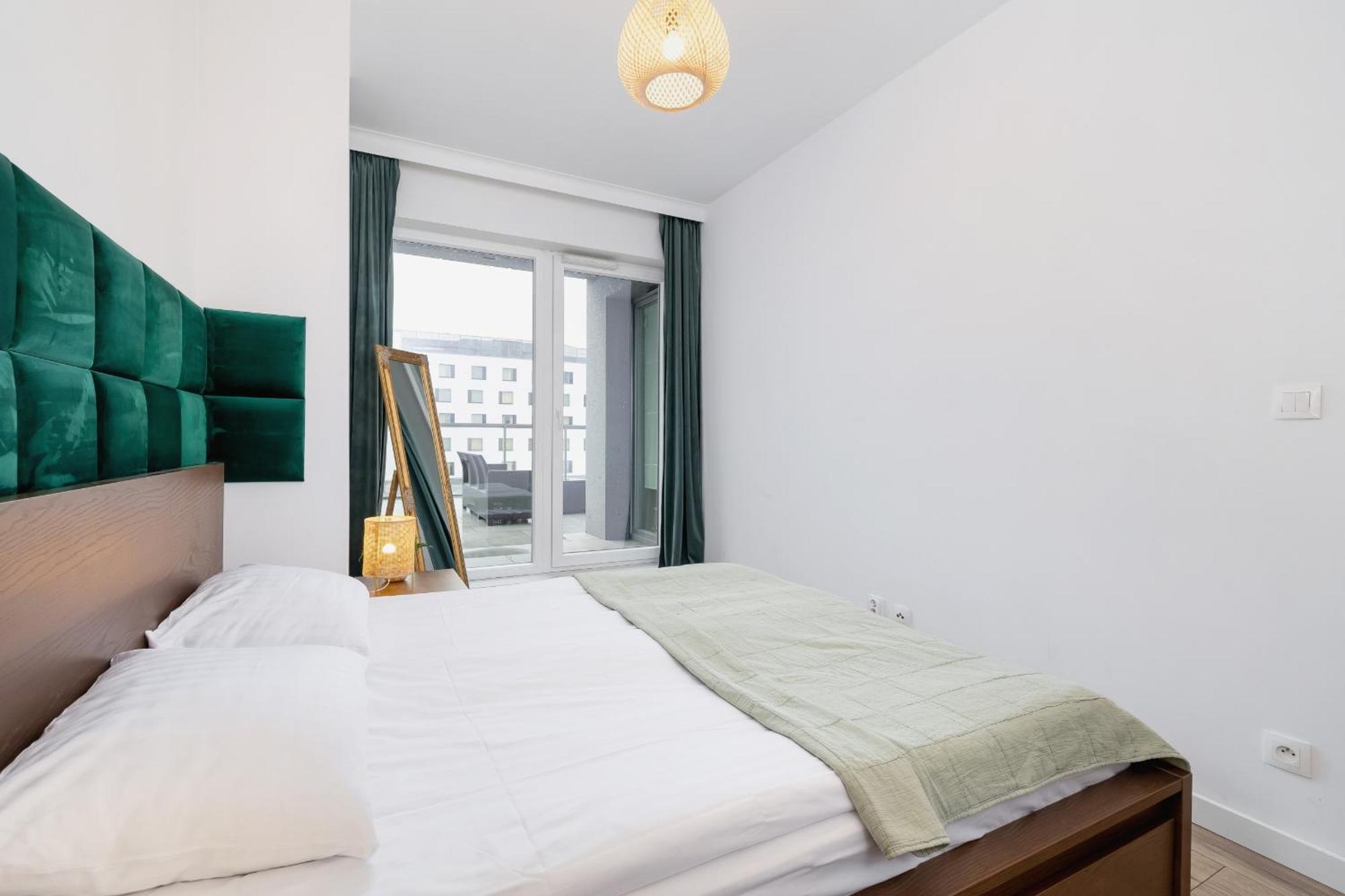 Exclusive Apartment In Katowice With Balcony, Parking, Gym And Sauna By Noclegi Renters Esterno foto