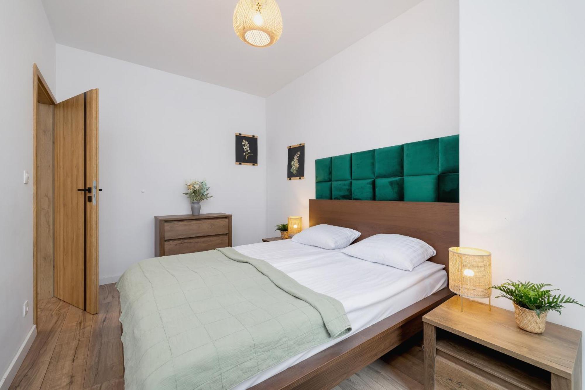 Exclusive Apartment In Katowice With Balcony, Parking, Gym And Sauna By Noclegi Renters Esterno foto