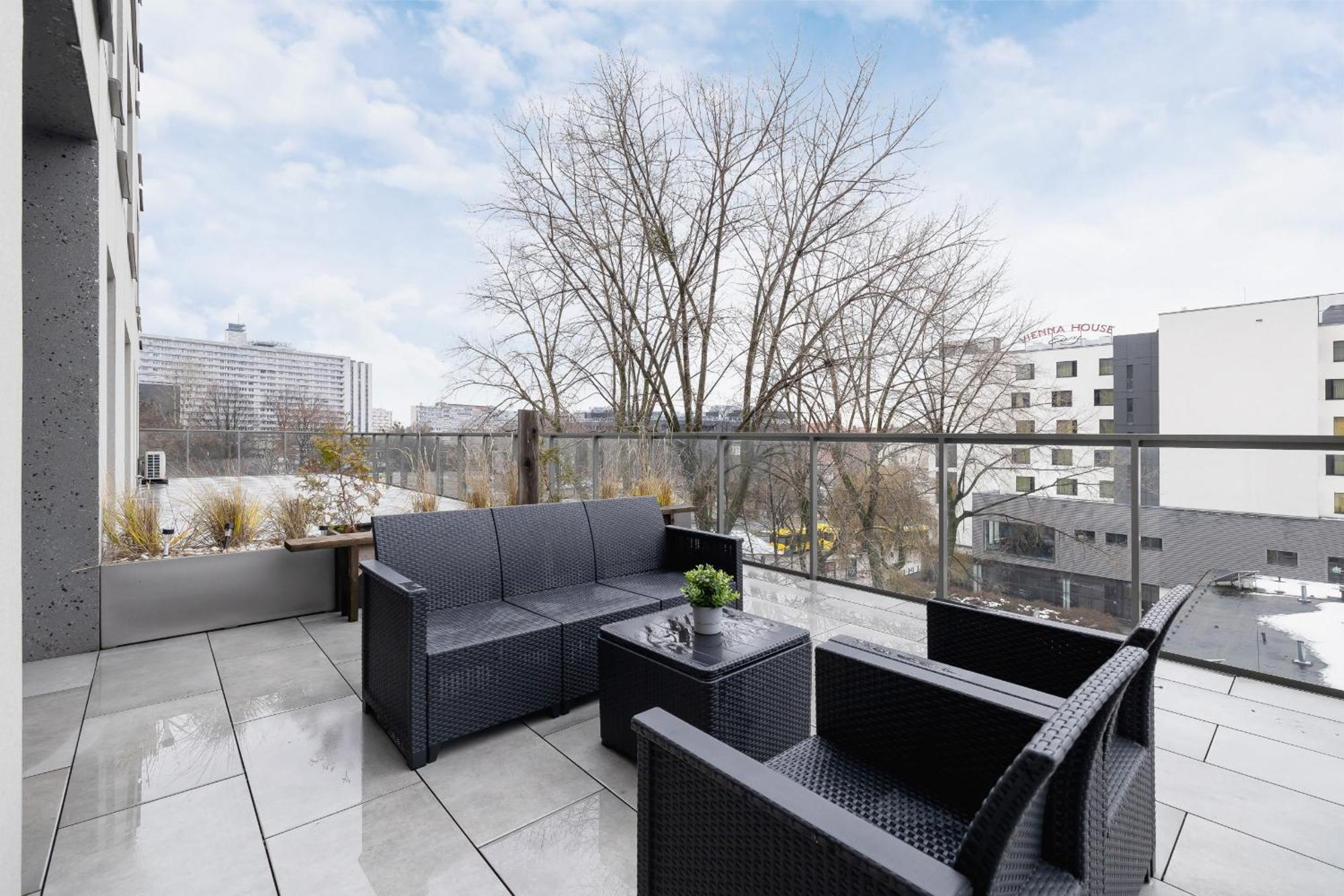 Exclusive Apartment In Katowice With Balcony, Parking, Gym And Sauna By Noclegi Renters Esterno foto