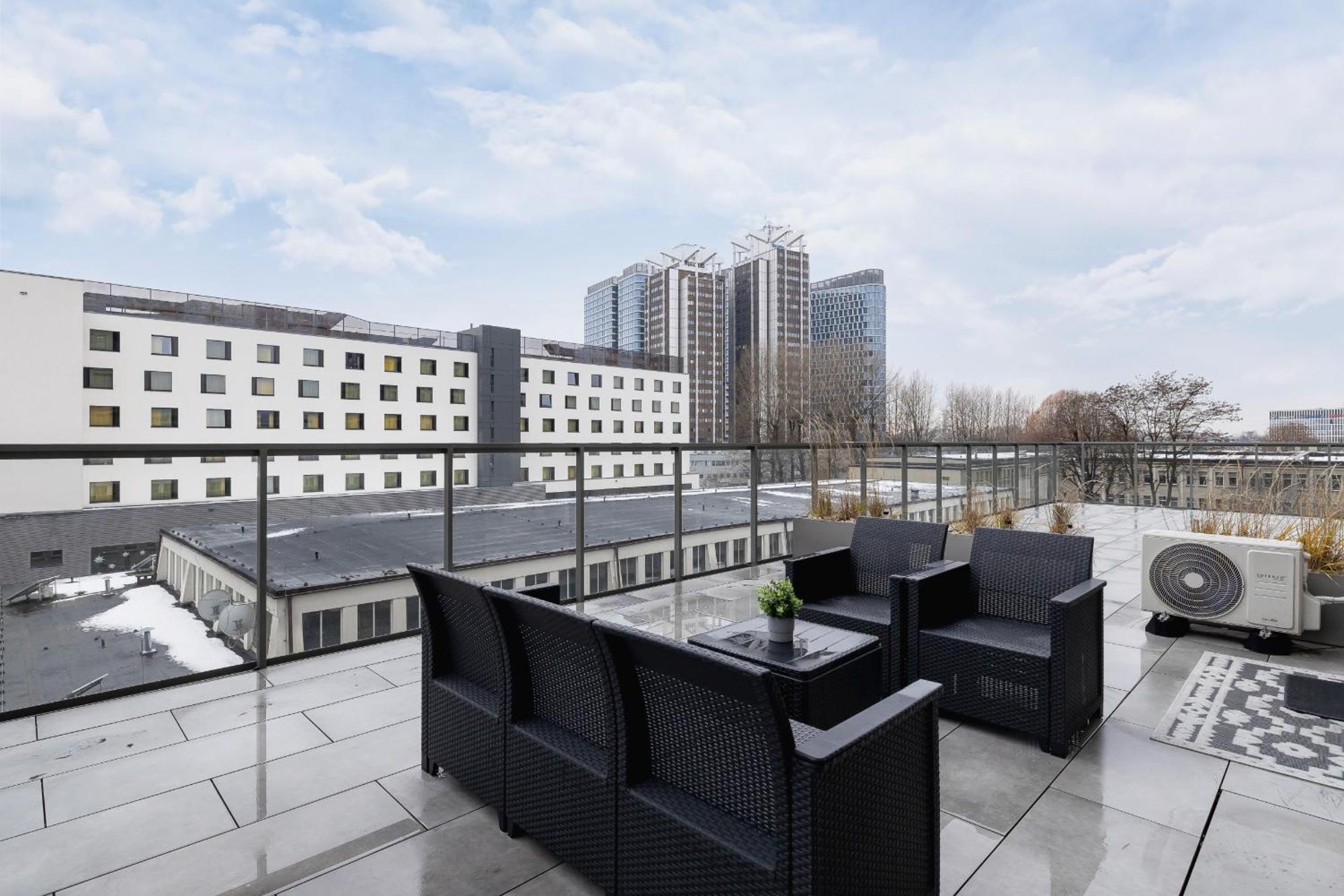 Exclusive Apartment In Katowice With Balcony, Parking, Gym And Sauna By Noclegi Renters Esterno foto